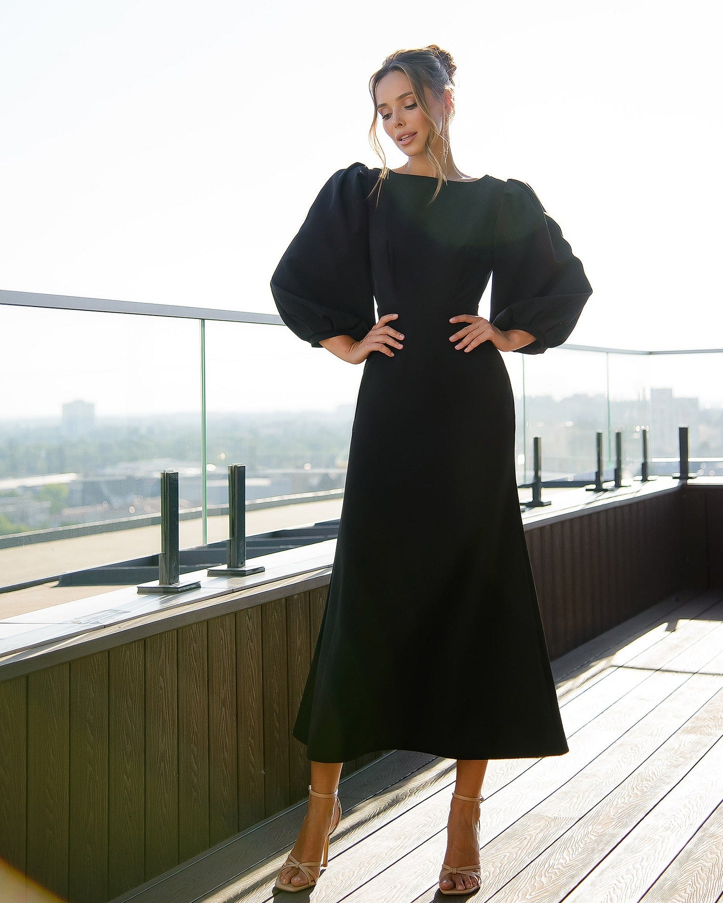 Backless Puff Sleeve Midi Dress