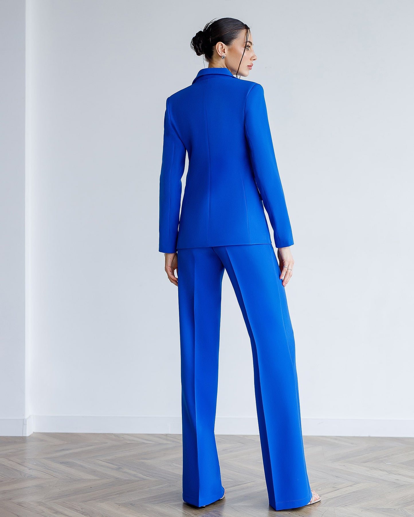 Single-Breasted Suit 3-Piece