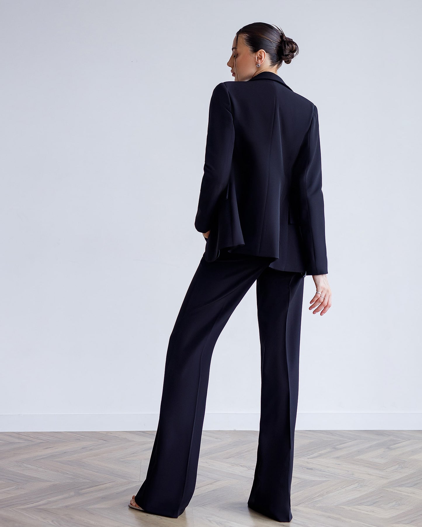 Single-Breasted Suit 3-Piece