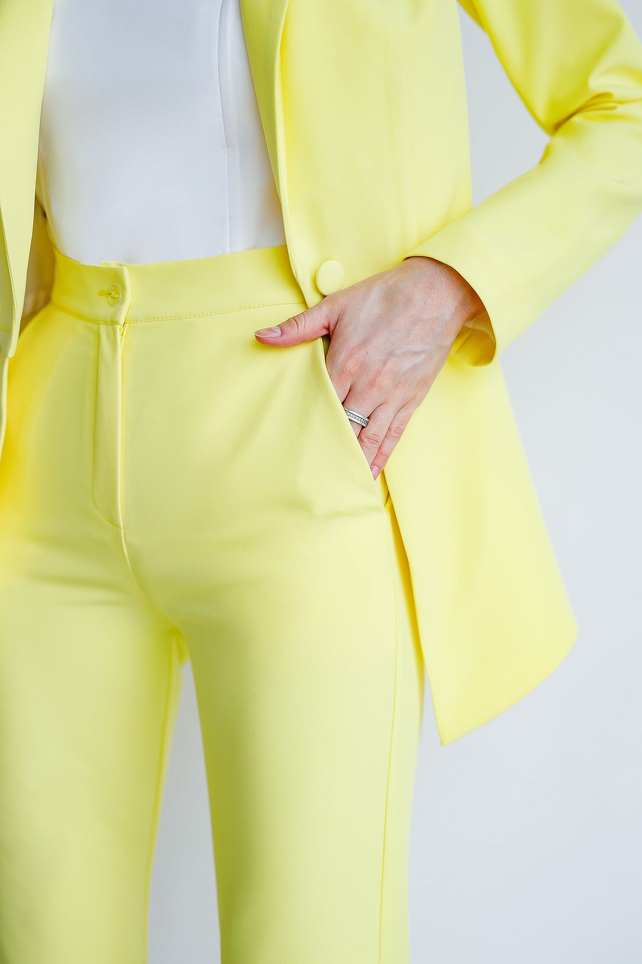 Single-Breasted Suit 2-Piece