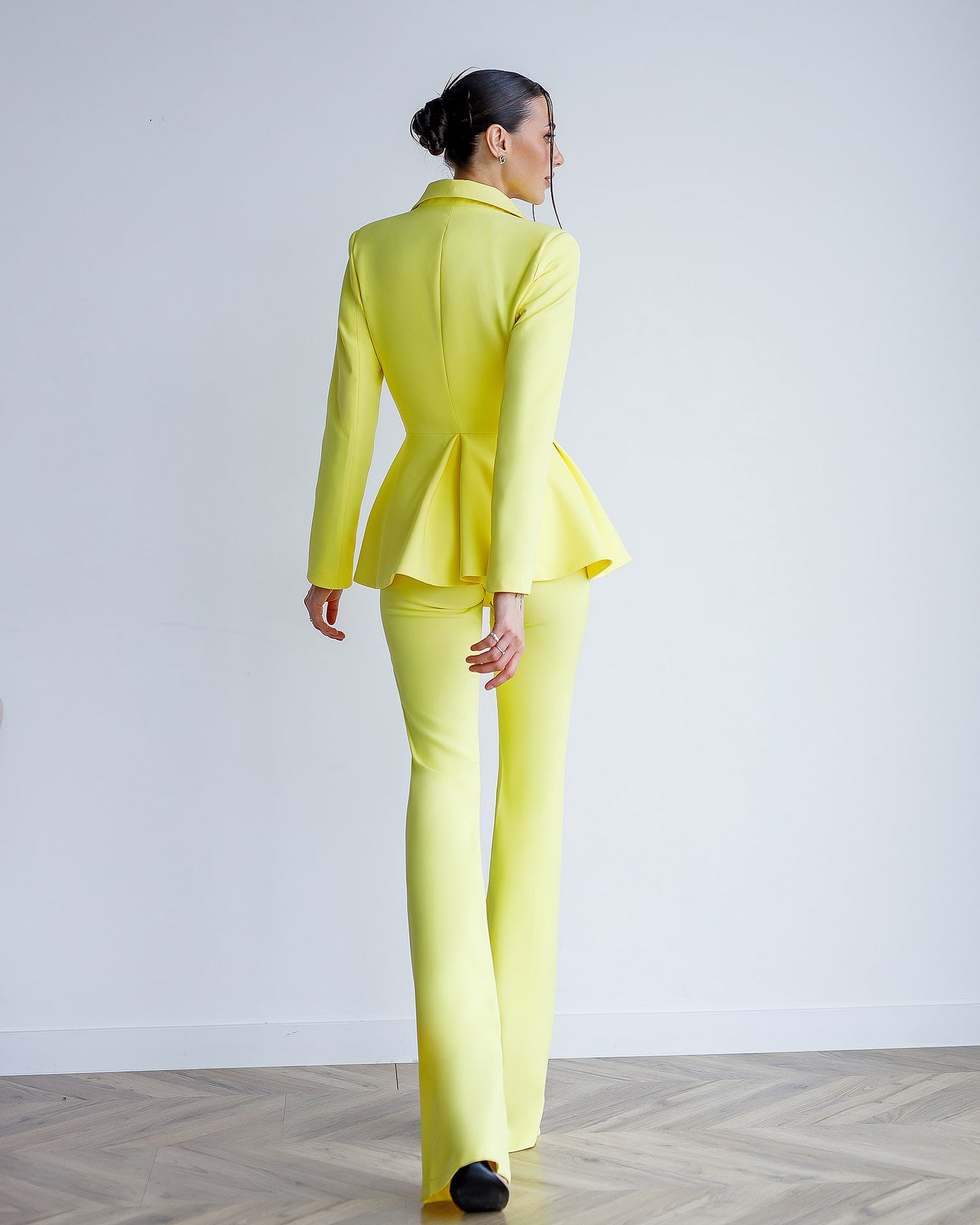 Single-Breasted Suit 2-Piece