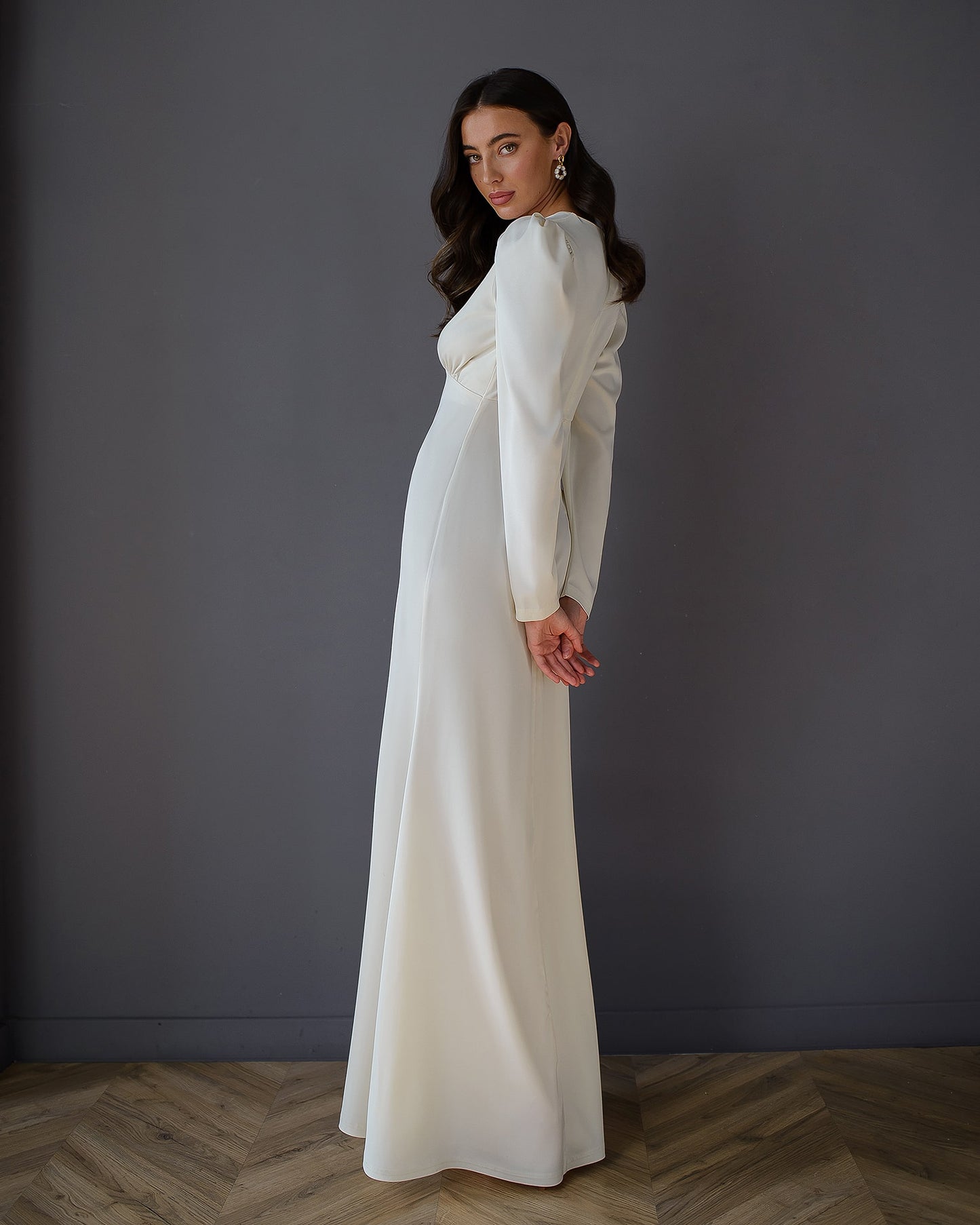 V-neck Puff Sleeve Maxi Dress