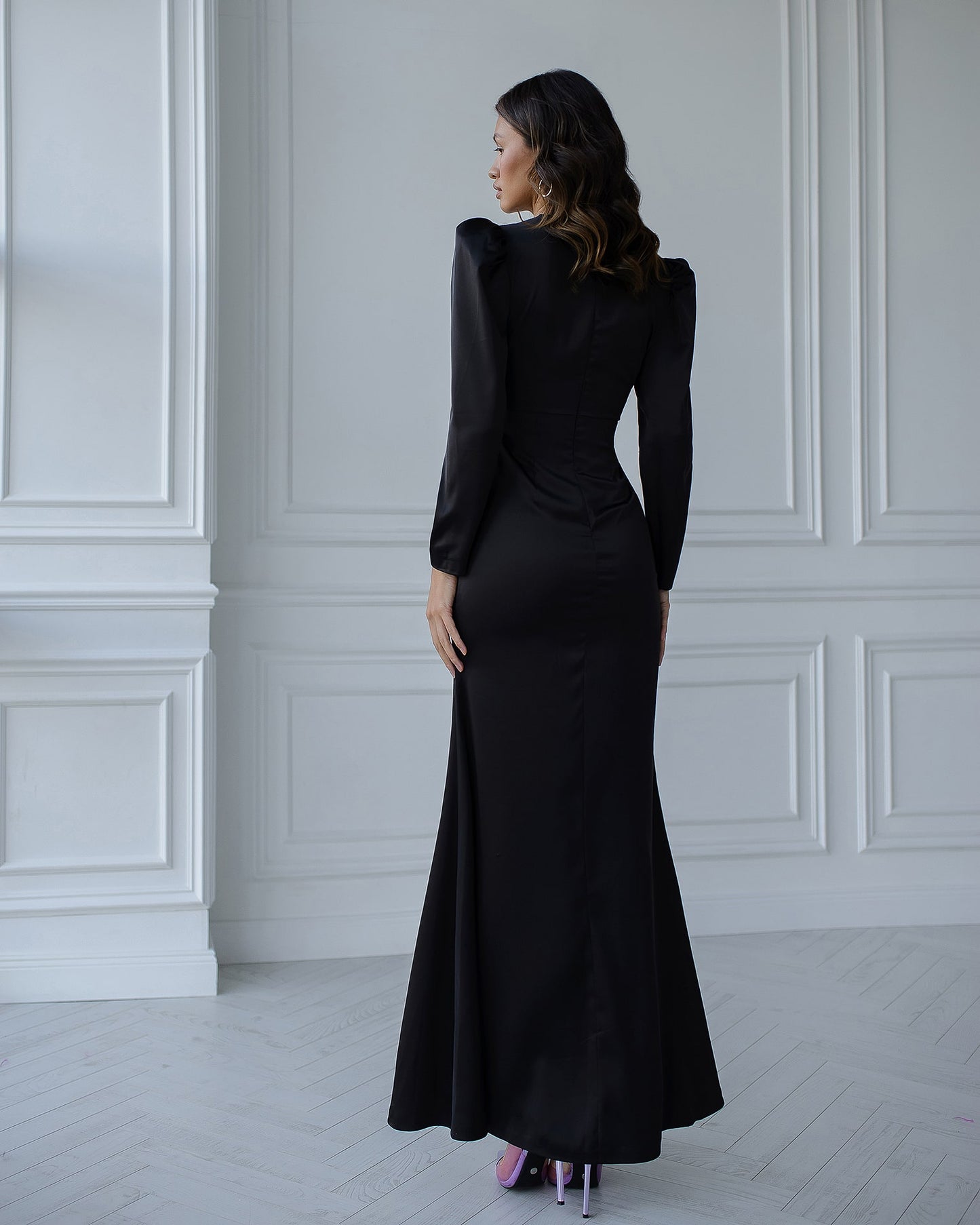V-neck Puff Sleeve Maxi Dress