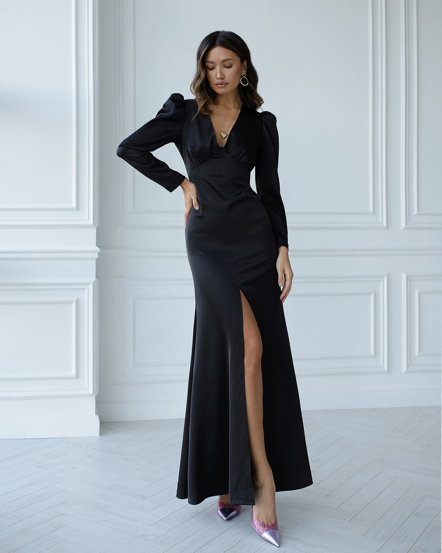 V-neck Puff Sleeve Maxi Dress