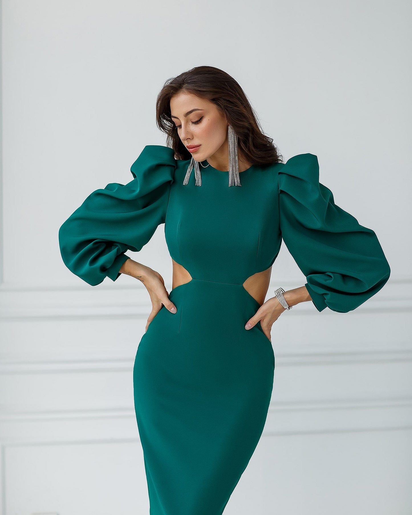Backless Cut-Out Puff-Sleeve Midi Dress