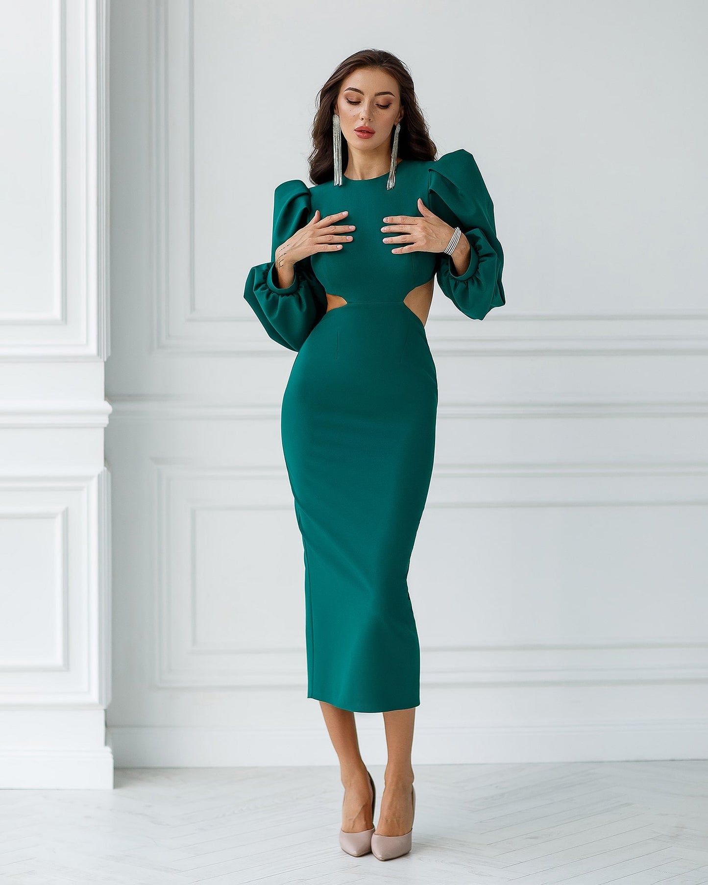 Backless Cut-Out Puff-Sleeve Midi Dress