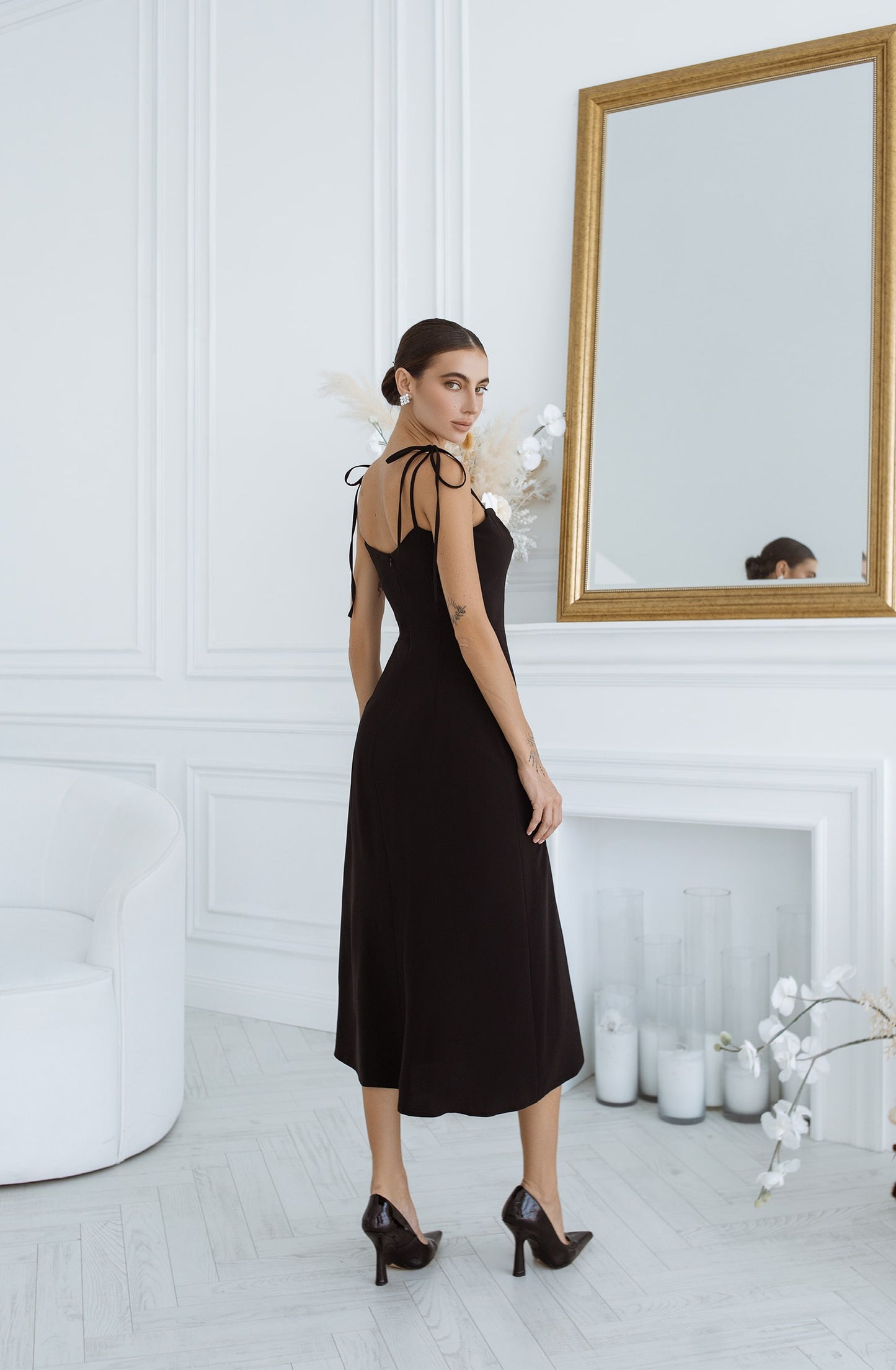 Sleevless Midi Dress