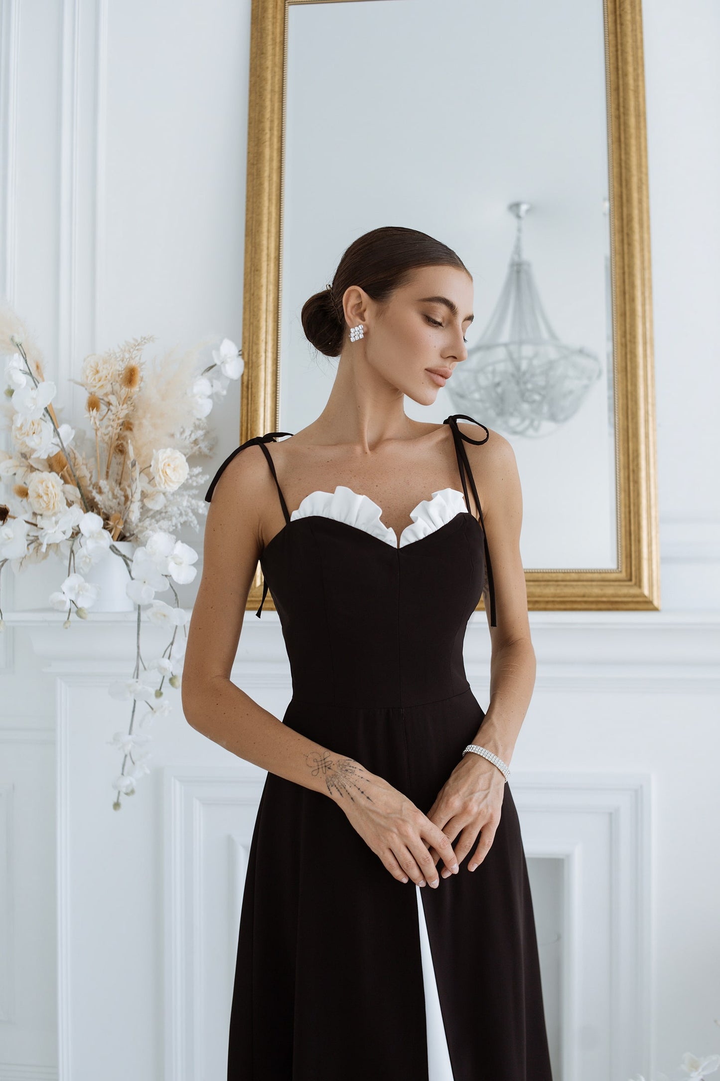 Sleevless Midi Dress