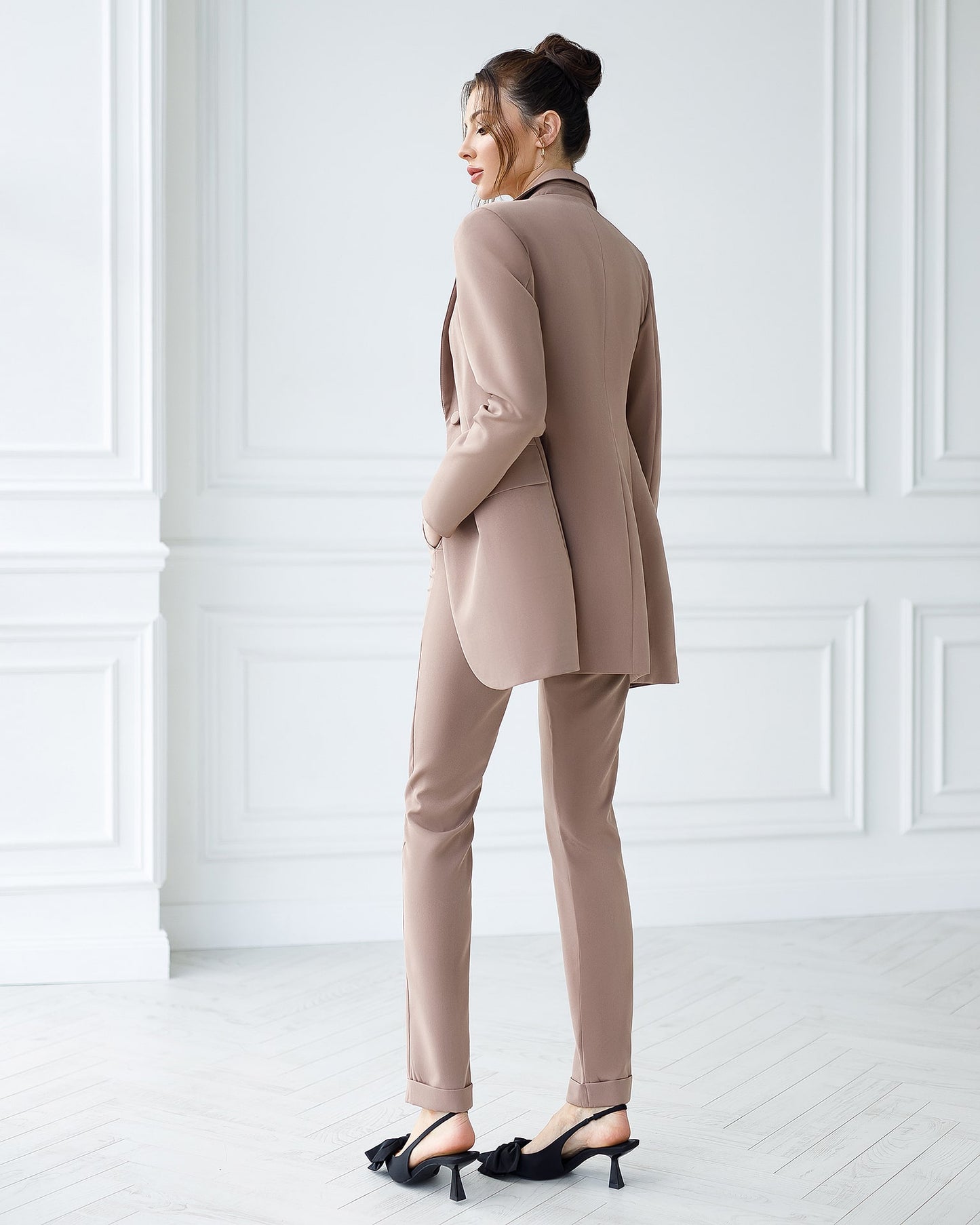 Single-Breasted Suit 2-Piece