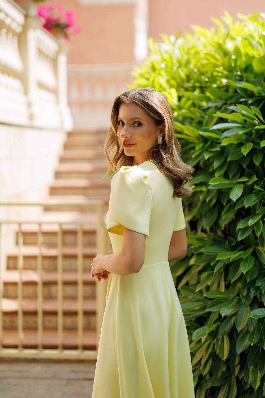Alexa Round Neck Puff-Sleeve Midi Dress