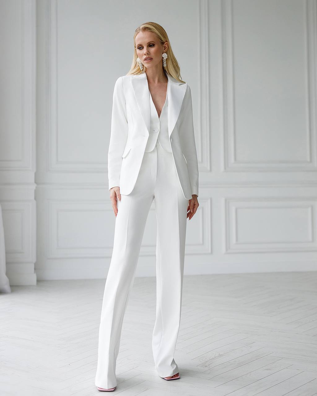 Single-Breasted Suit 3-Piece