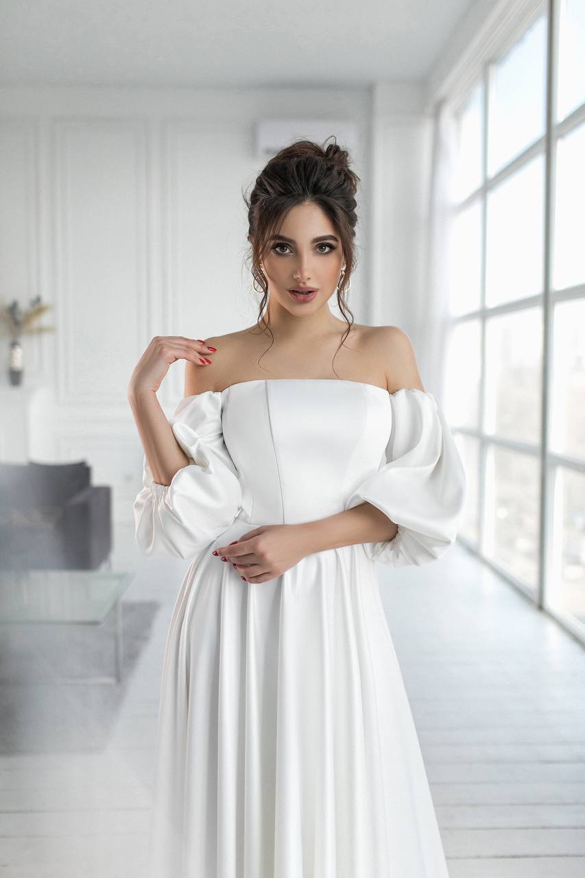 Bridal Satin Puff-Sleeve Maxi Dress
