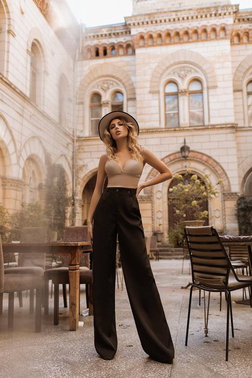 High Waisted Regular Fit Pants