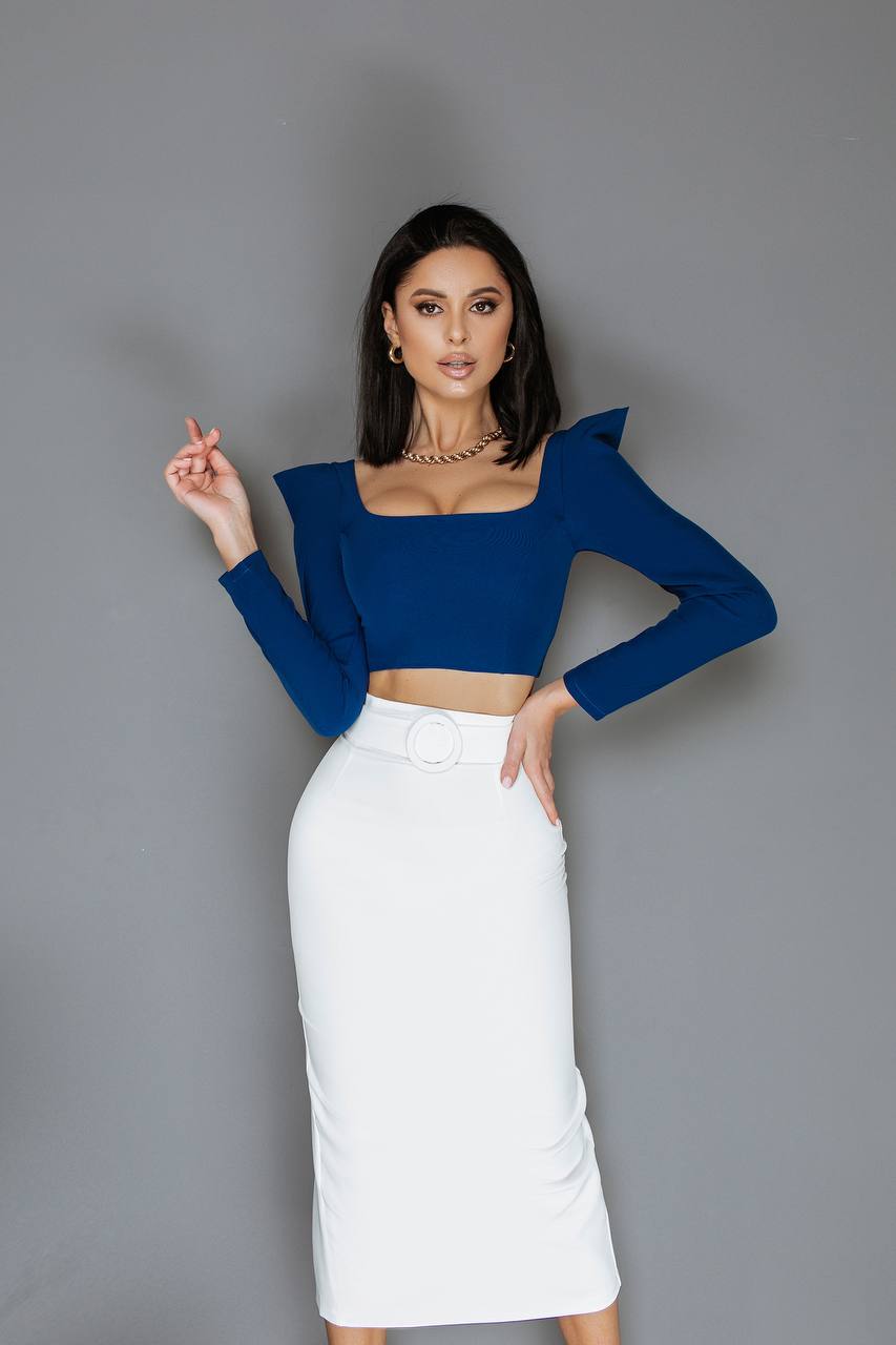 Square Neck Long Sleeve Crop Top