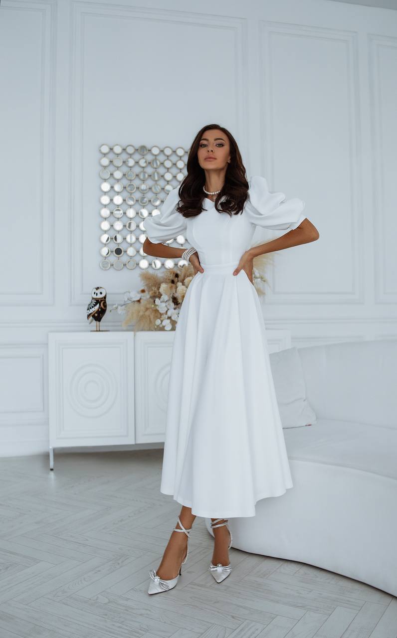Backless Puff-Sleeve Midi Dress