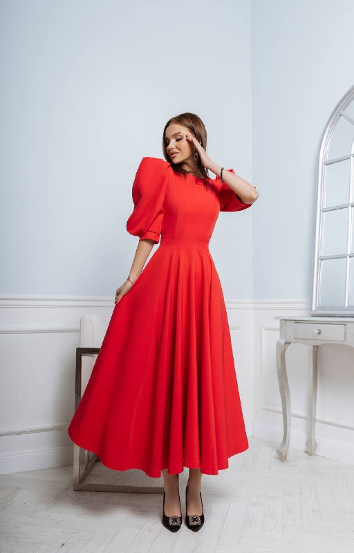 Backless Puff-Sleeve Midi Dress