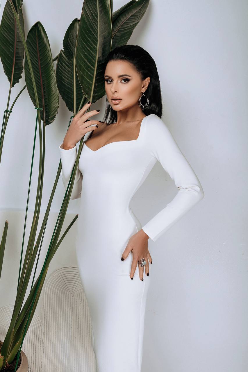 Alexa Queen Anne Neckline Midi Dress