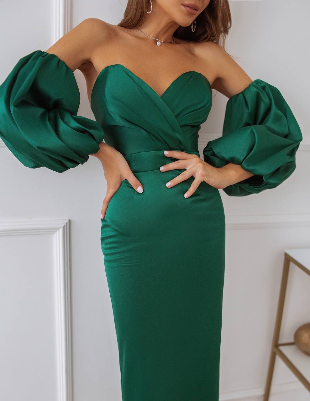 Puffed Sleeve Midi Dress