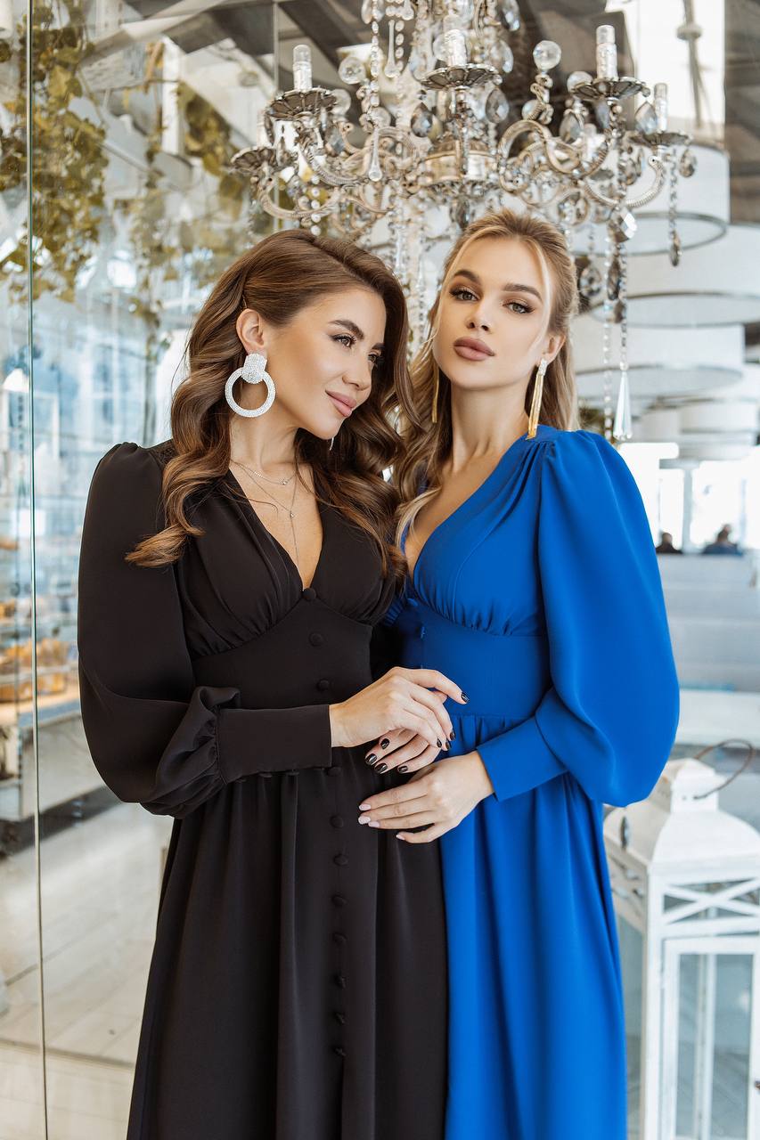 V-neck Buttoned Puff-Sleeve Midi Dress