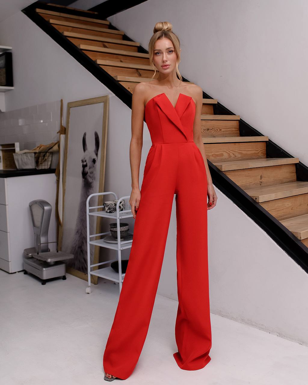 V-neck Sleeveless Jumpsuit (Copy)