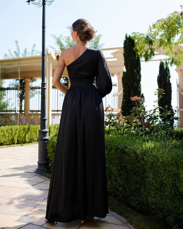 One-Shoulder Maxi Dress