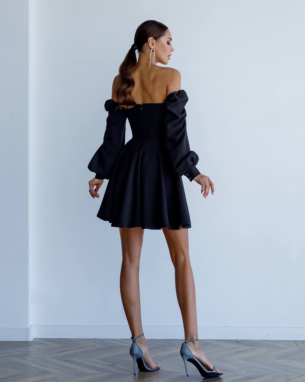 Backless Puff Sleeve Mini Dress