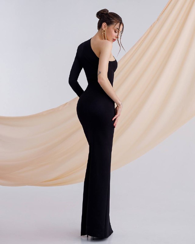 One-Shoulder Maxi Dress