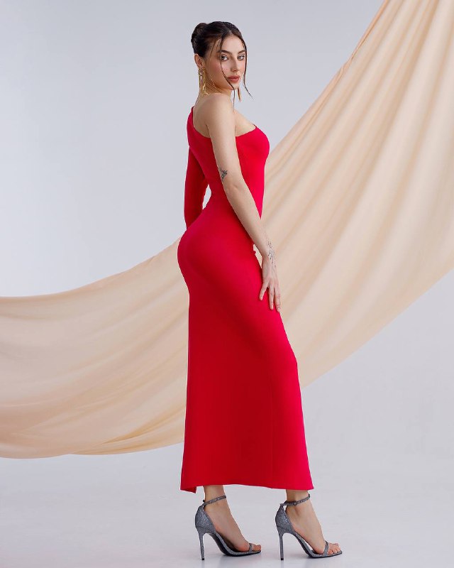 One-Shoulder Maxi Dress