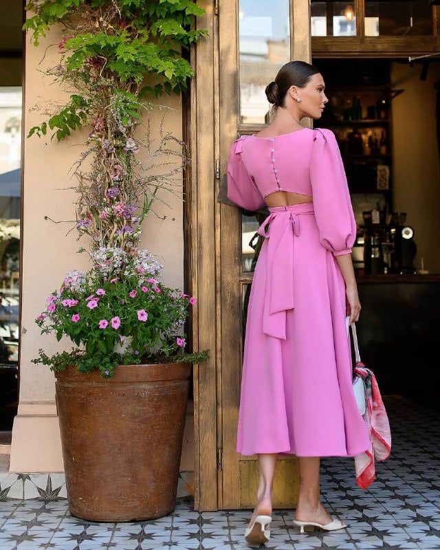 Backless Puff Sleeve Midi Dress