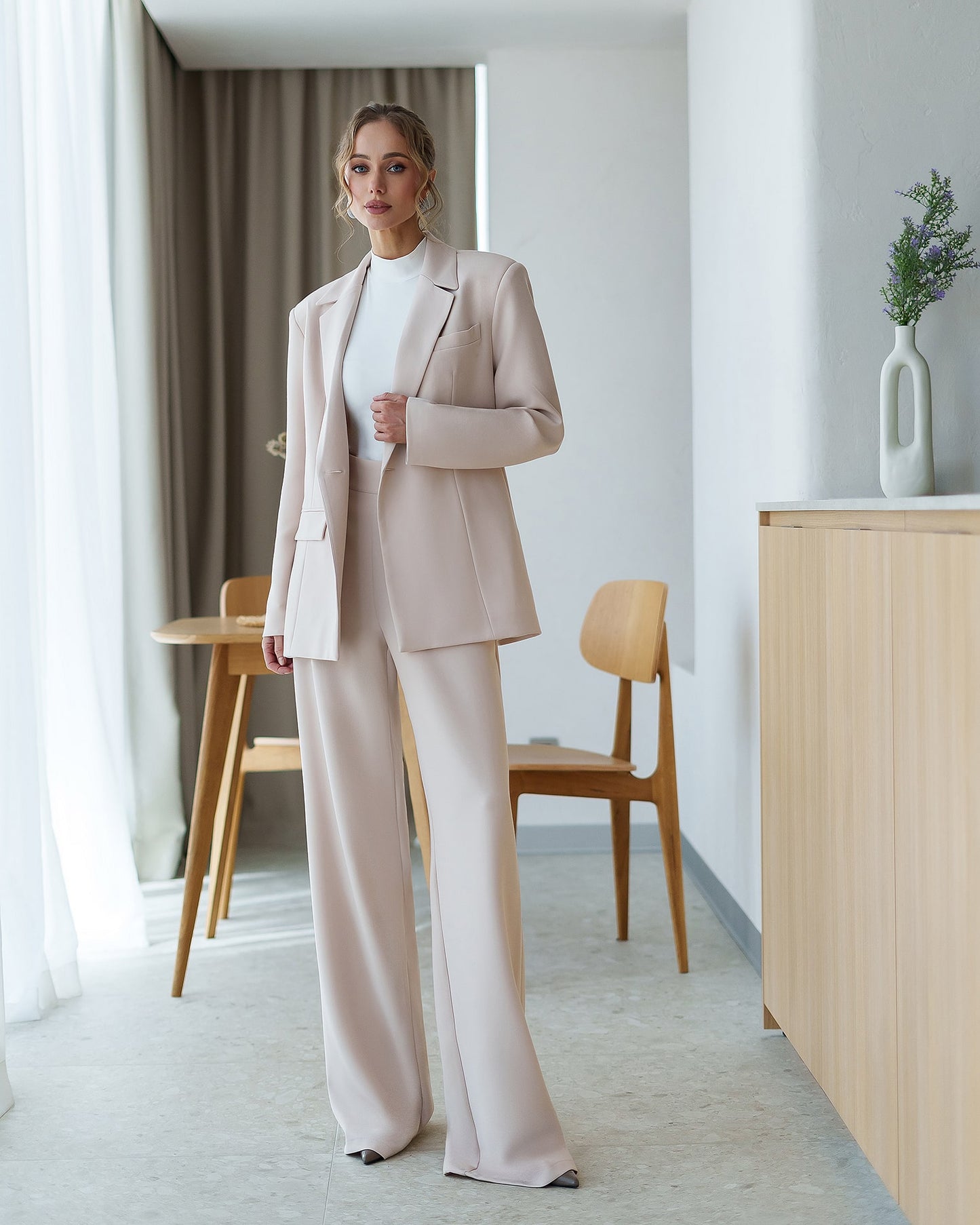 Double-Breasted Style Relaxed Fit Suit 2-Piece