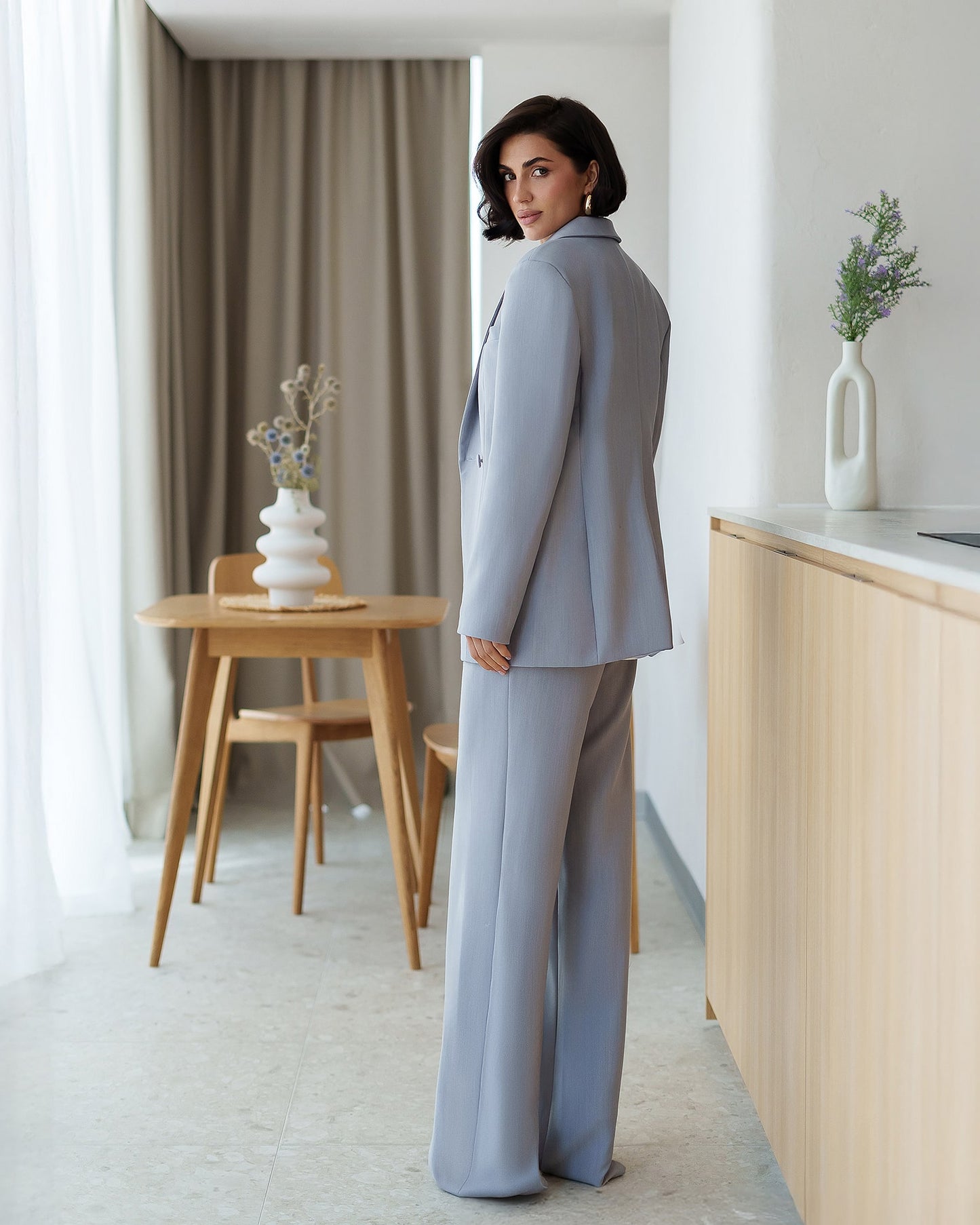 Double-Breasted Style Relaxed Fit Suit 2-Piece