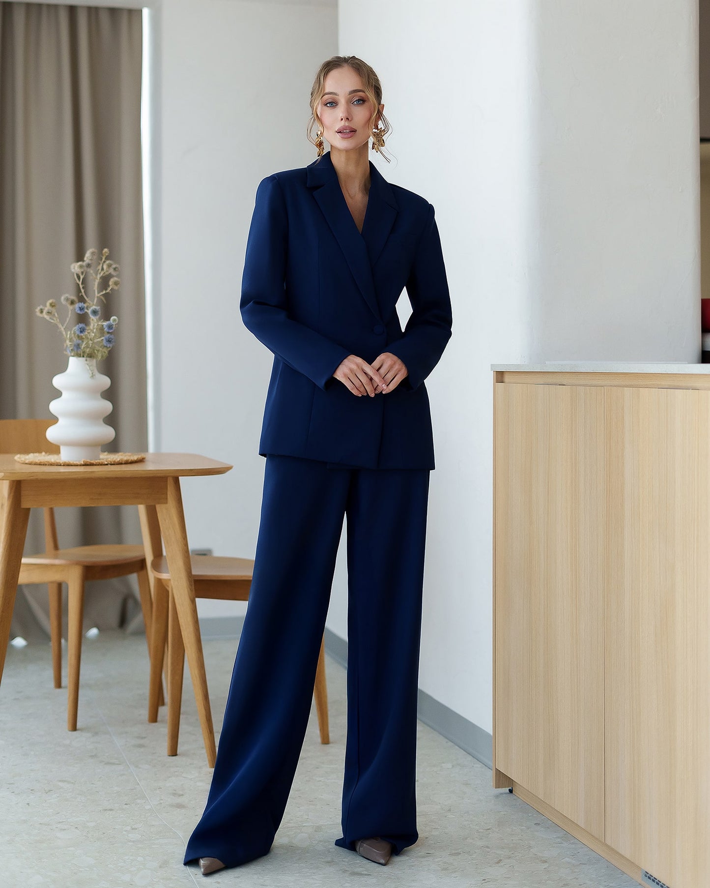 Double-Breasted Style Relaxed Fit Suit 2-Piece