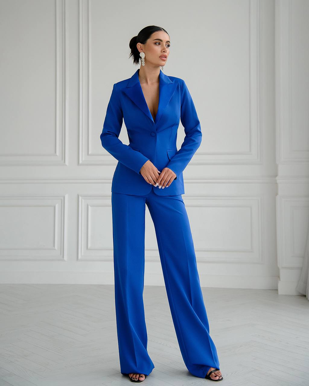 Single-Breasted Suit 3-Piece