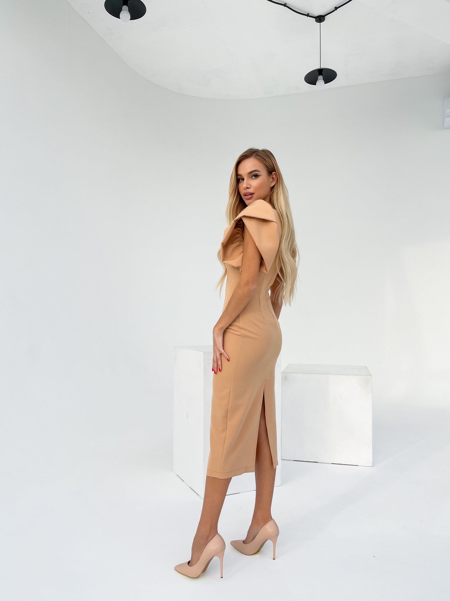 Alexa Puff Sleeve Midi Dress